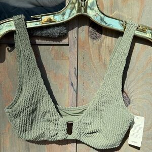 Aerie swim top NWT size S